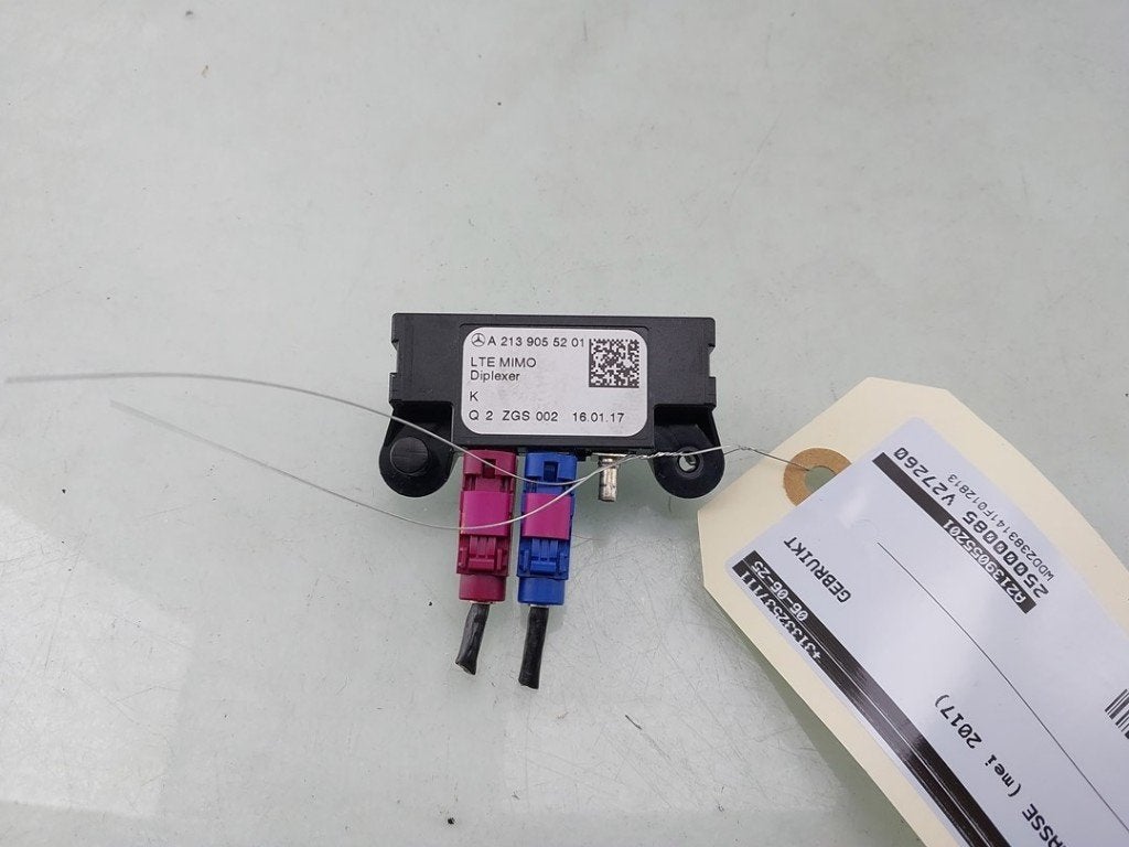 ANTENNE GPS Mercedes-Benz E (C238) (|A2139055201|), Autos : Pièces & Accessoires, Électronique & Câbles, Mercedes-Benz, Utilisé