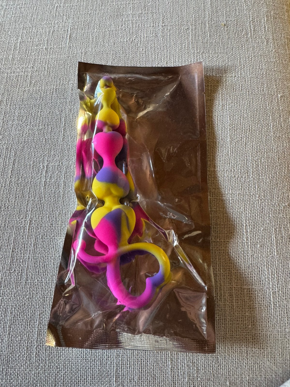 Jouet anal coloré avec cœurs - silicone - neuf, Enlèvement ou Envoi, Neuf