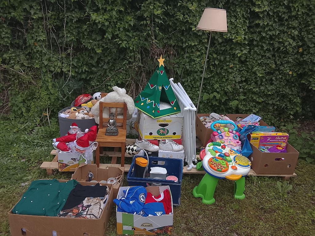Lot revendeur brocante, Divers, Lots de brocante, Enlèvement