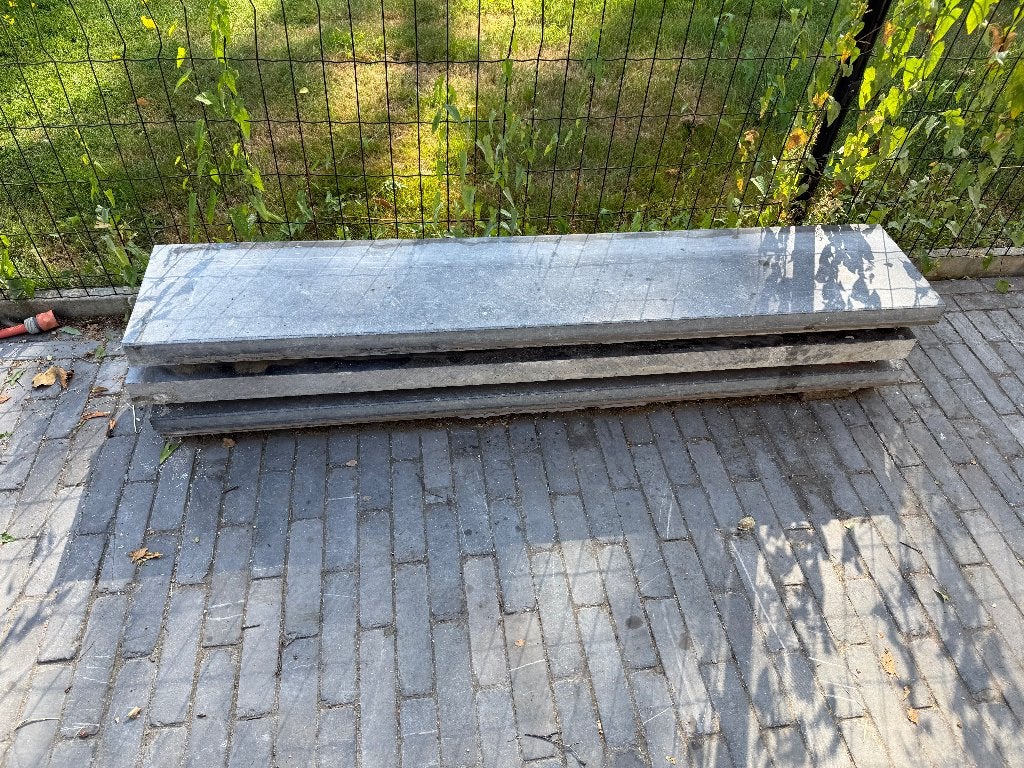 Arduinen dorpel (nog één stuk), Doe-het-zelf en Bouw, Plinten en Afwerking, Ophalen, Gebruikt, 100 tot 150 cm, Hardsteen
