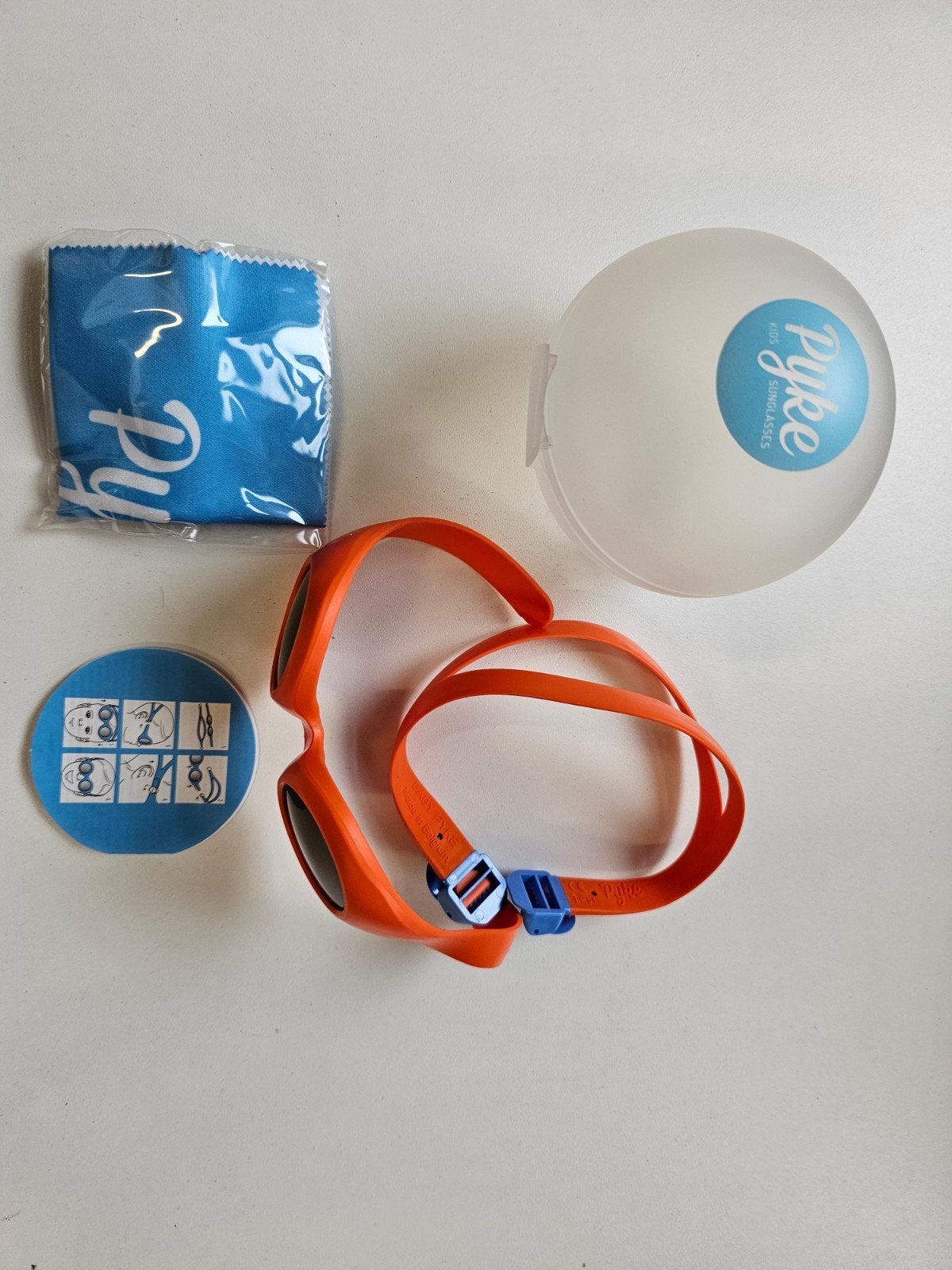 Lunettes de soleil Pyke pour bébés 0-3 ans neuves, Enfants & Bébés, Enlèvement ou Envoi