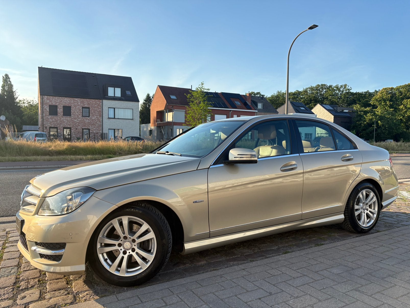 Mercedes C220 Cdi | 12 M Garantie | 131 Dkm | Automaat |2012, Auto's, Zwart, 4 cilinders, https://public.car-pass.be/vhr/c6f21f96-34d3-40cc-8534-312e82fb5693