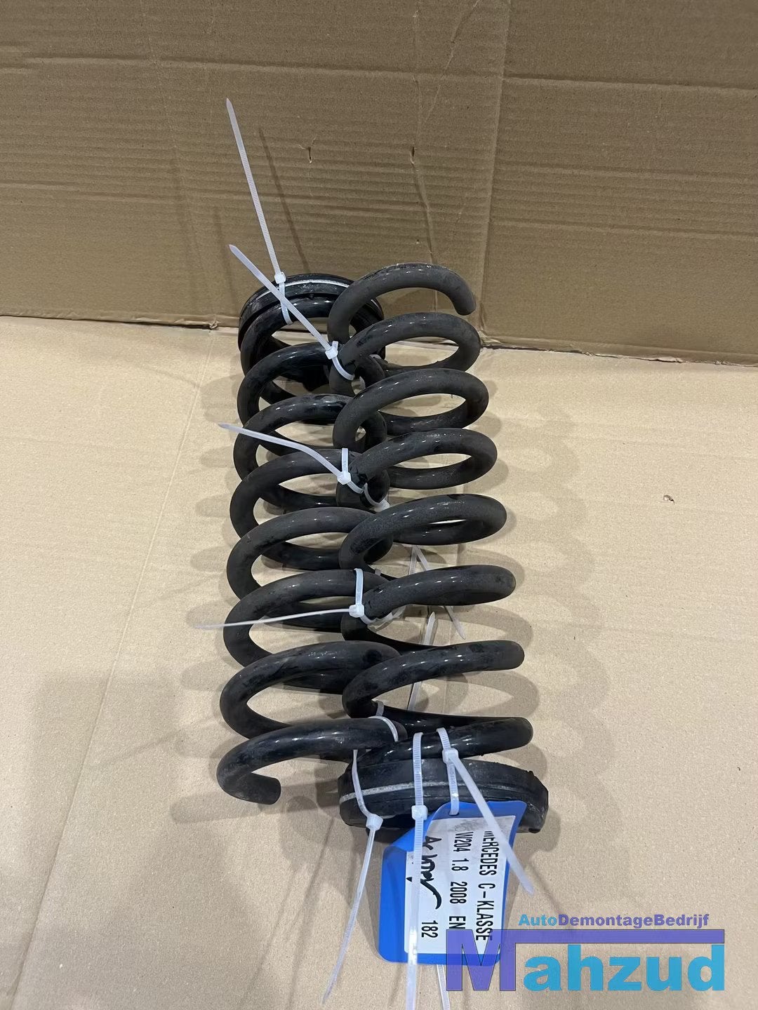 MERCEDES C KLASSE W204 spriaal achter veer set 2007-2013, Gebruikt, Mercedes-Benz AG, Mercedes-Benz, Mercedesstrasse 120
70372  Stuttgart, DE