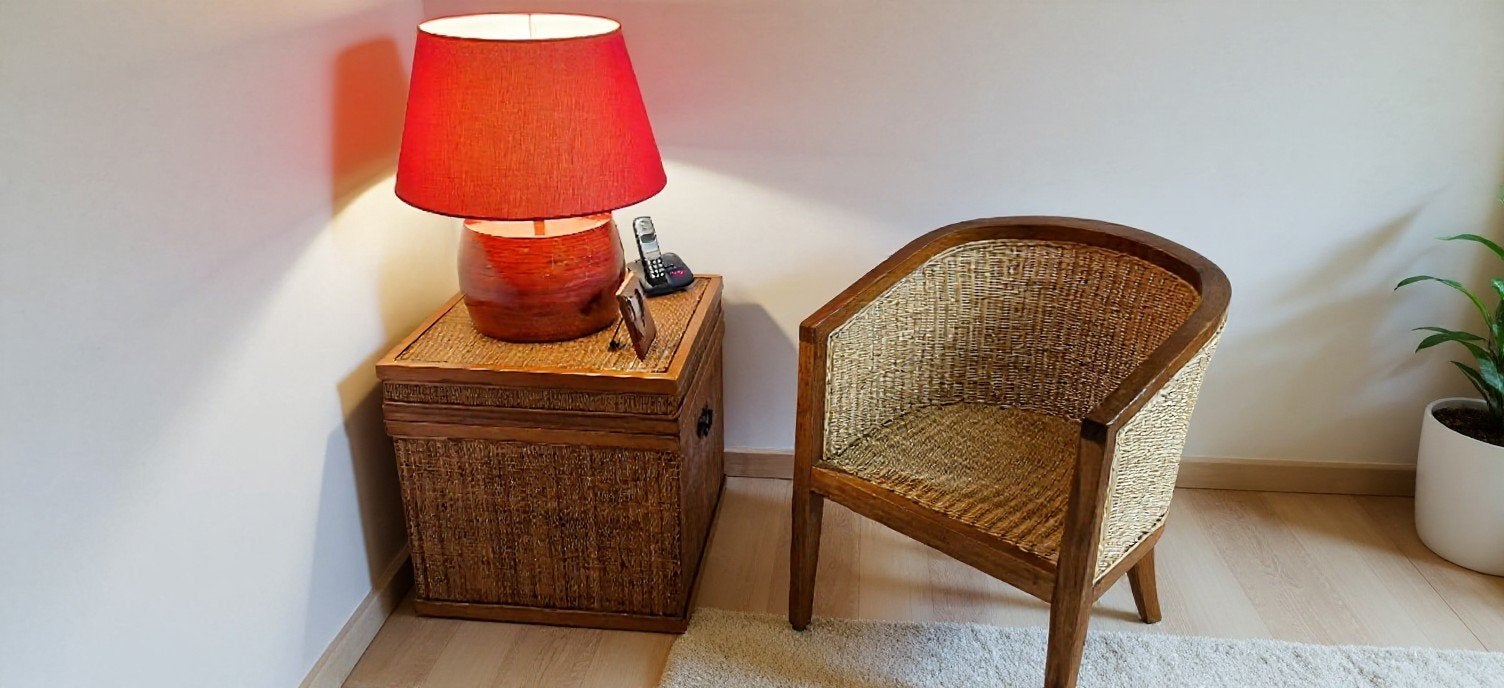 coffre et chaise en rotin, Maison & Meubles, Enlèvement, Comme neuf