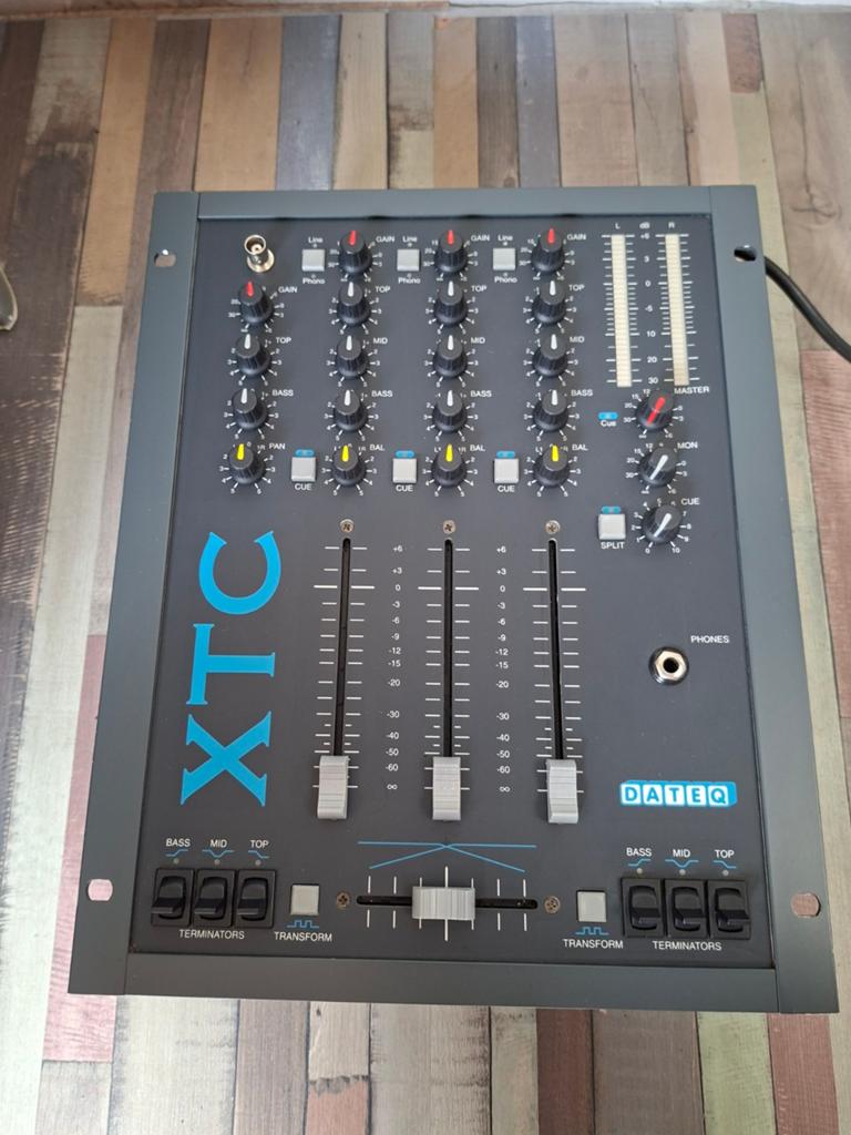 Dateq xtc, Muziek en Instrumenten, Mengpanelen, Ophalen of Verzenden