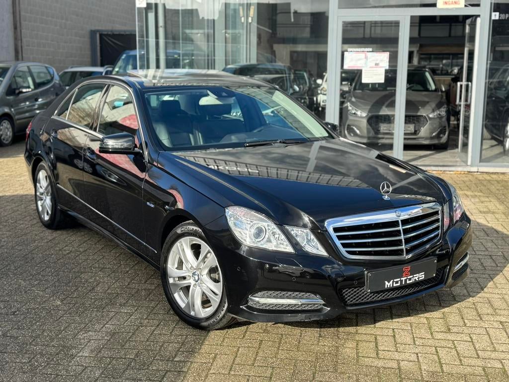MERCEDES E220 CDI // AUTOMAAT, Auto's, Mercedes-Benz, Automaat, Euro 5, Zwart, USB