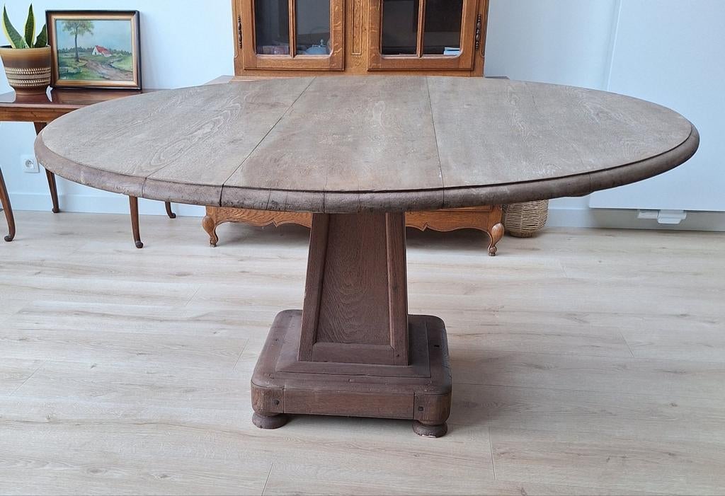 Antieke eiken kloostertafel, Ophalen, Rond