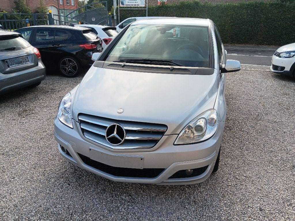 MERCEDES B160 BENZINE - MANUEEL, Auto's, 1498 cc, Zwart, 4 cilinders, 149 g/km