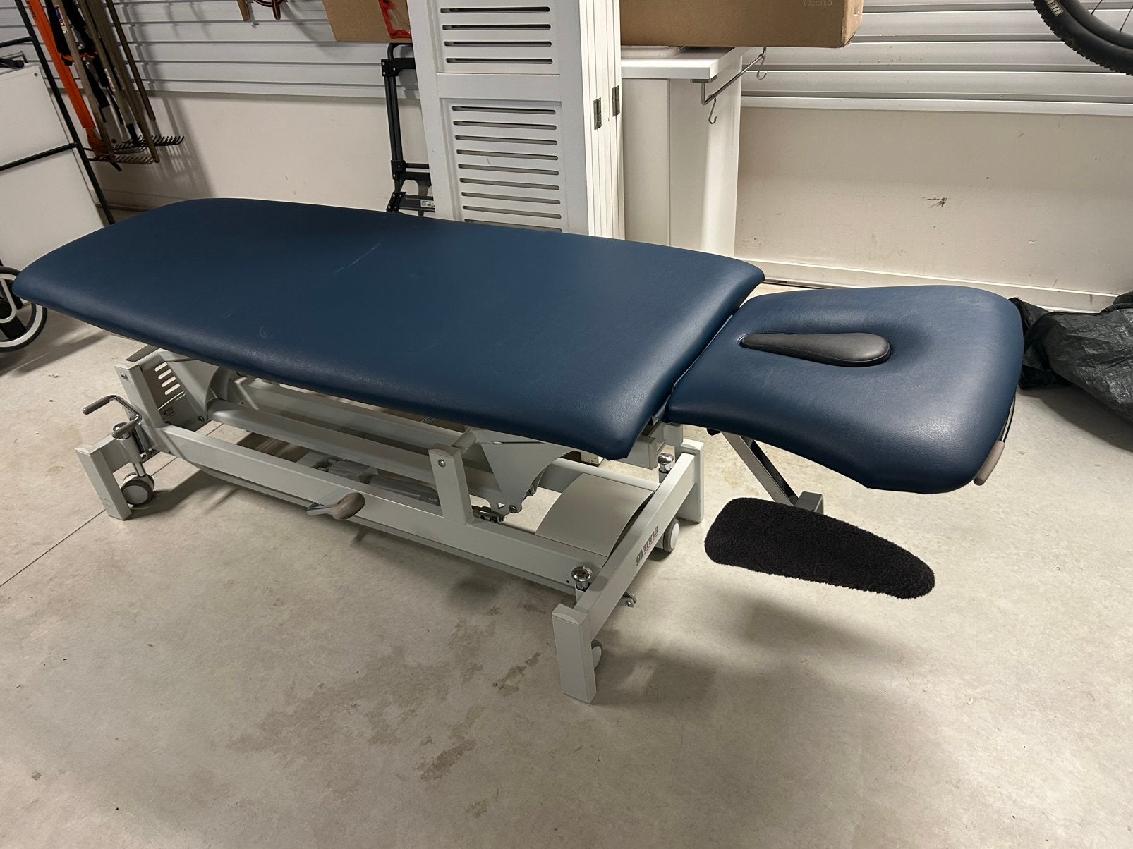 Behandeltafel gymna, Enlèvement, Comme neuf