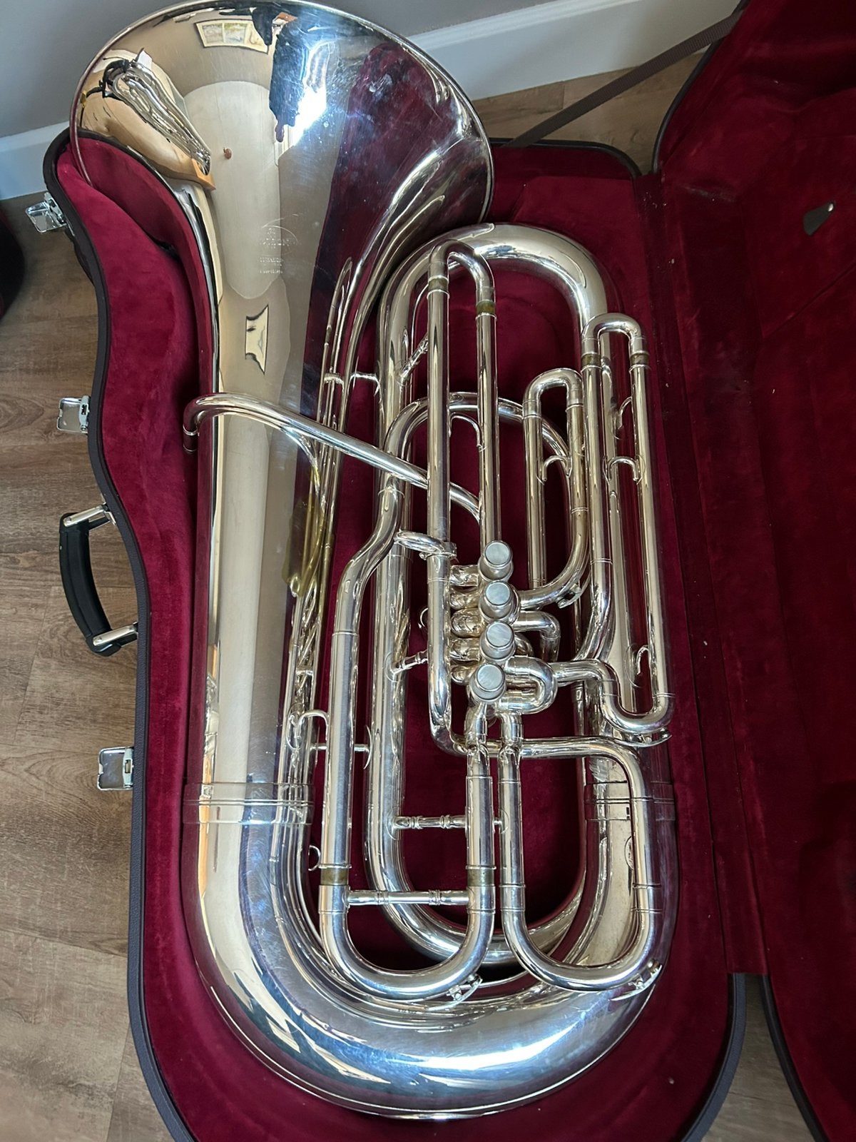 BESSON SOVEREIGN BBb BASTUBA, Ophalen, Gebruikt, Tuba in si bemol, Met koffer of draagtas