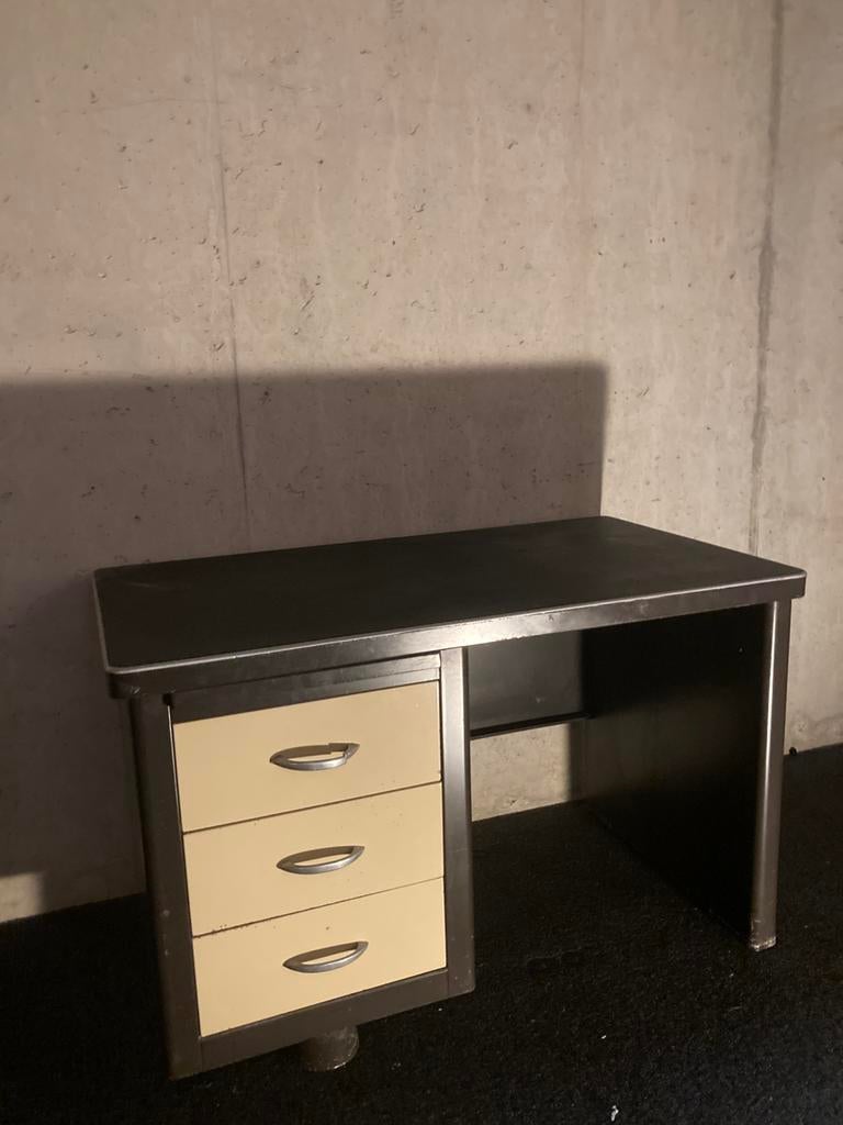 Vintage bureau, Huis en Inrichting, Bureaus, Vintage, Ophalen, Zo goed als nieuw