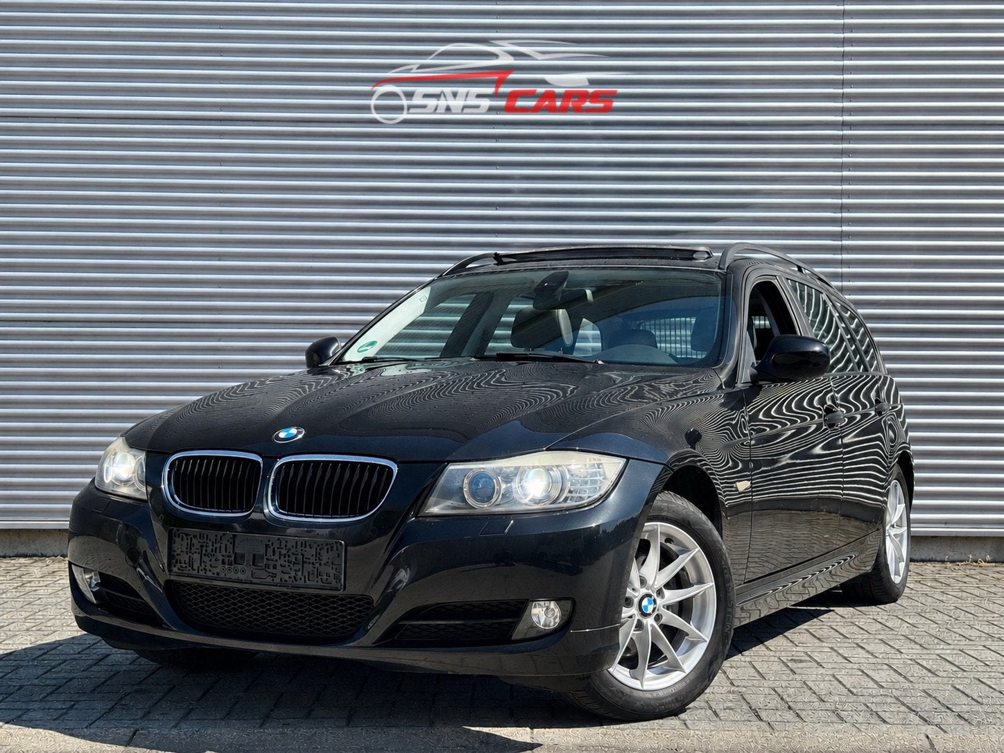 BMW 318i Touring Luxury Line |Automaat |Pano |Angel Eyes, Auto's, BMW, Automaat, Achterwielaandrijving, Zwart, 4 cilinders
