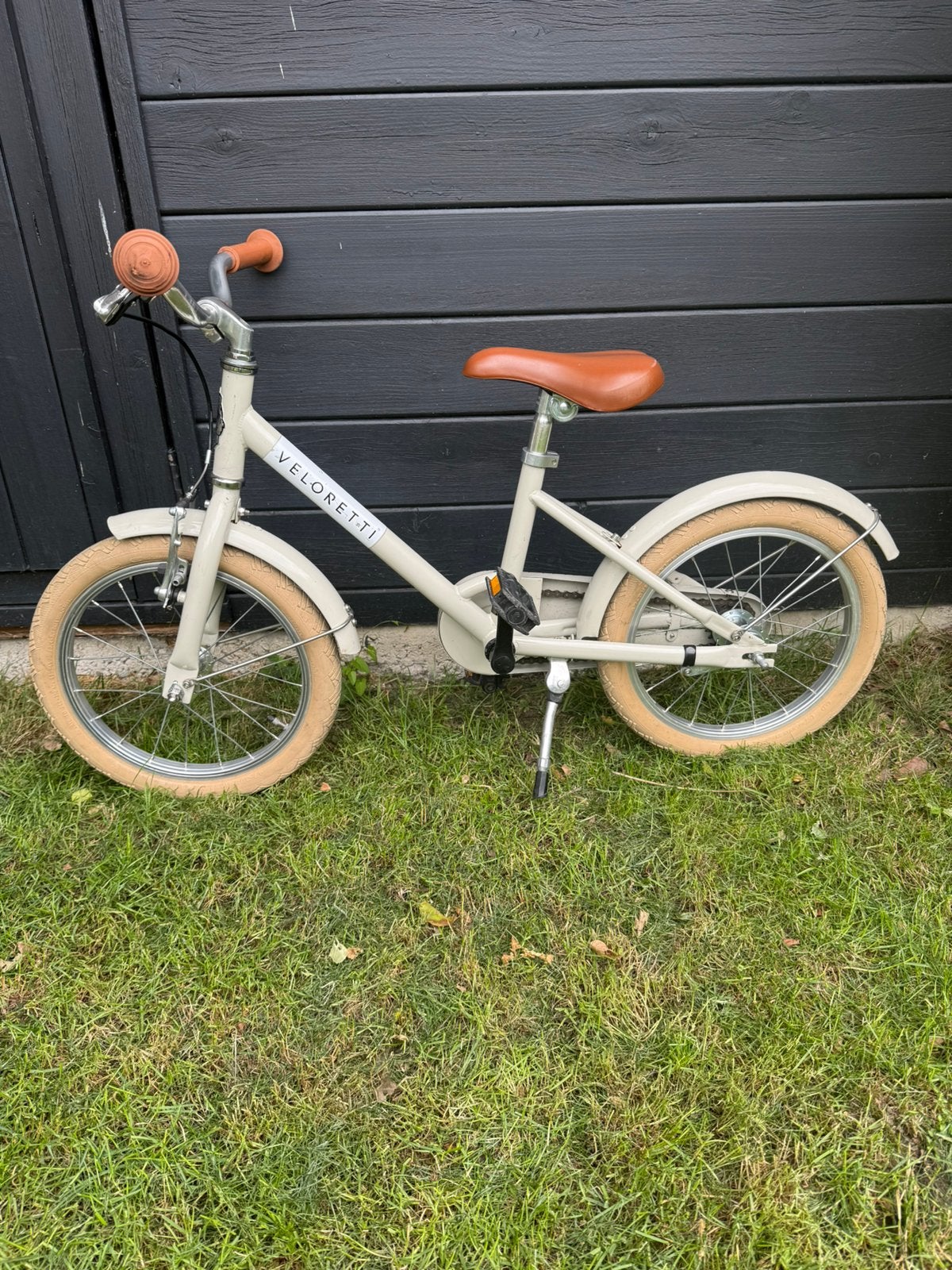 Veloretti kinderfiets 16 inch – unisex beige, Fietsen en Brommers, Ophalen, Gebruikt, Terugtraprem, 16 tot 20 inch