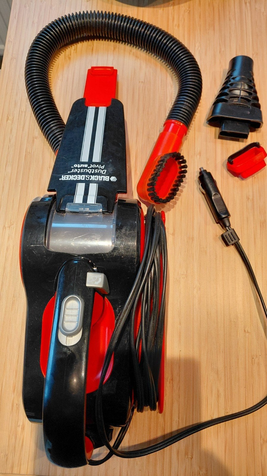 Dustbuster Black & Decker 12V, Ophalen