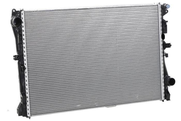 Radiateur d'un Mercedes C-Klasse, Autos : Pièces & Accessoires, 3 mois de garantie, Utilisé, -, -