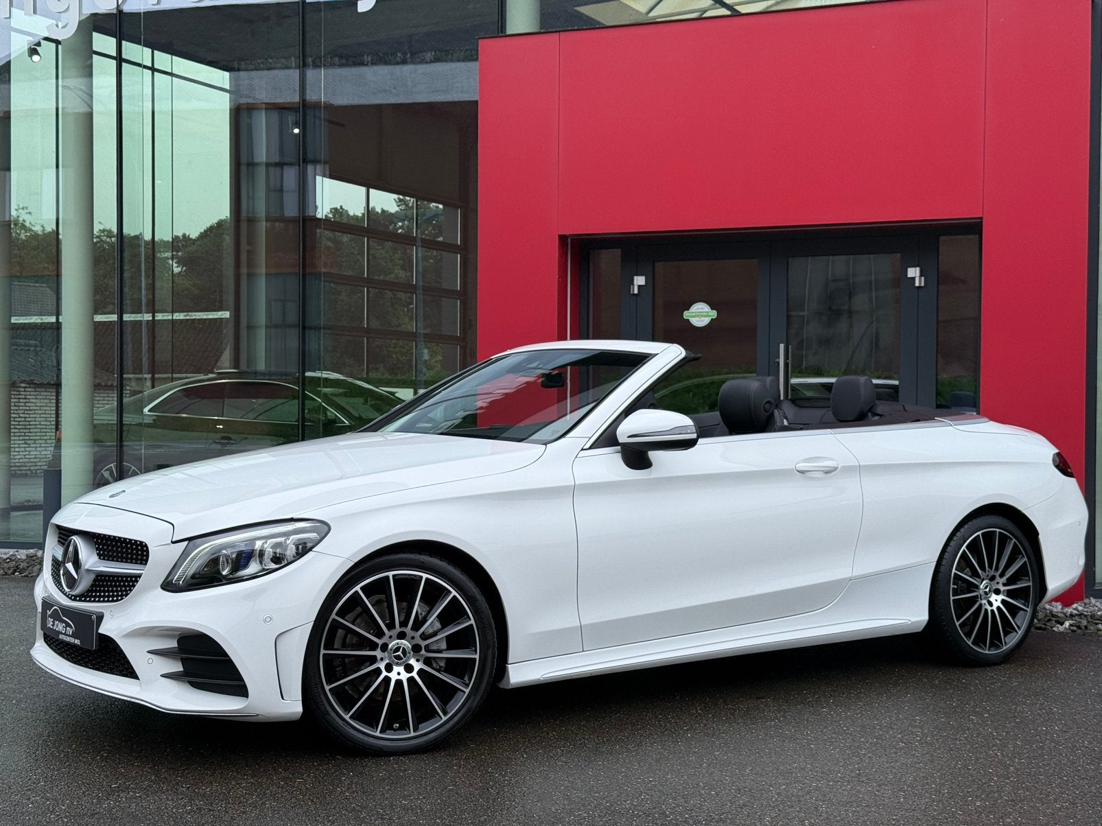 Mercedes C180 Cabrio AMG Sfeer/Line/Dodehoek/Apple/Camera, Auto's, Mercedes-Benz, Automaat, 4 zetels, Achterwielaandrijving, Lane Keeping Assist