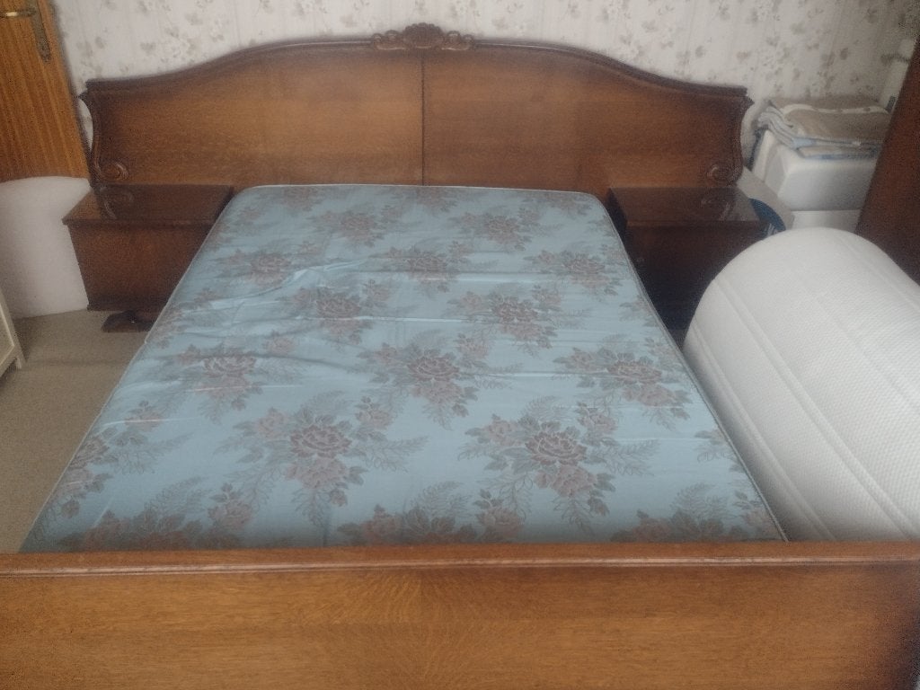 Ensemble chambre ancienne : lit + garde-robes + coiffeuse, Maison & Meubles, Enlèvement, Utilisé