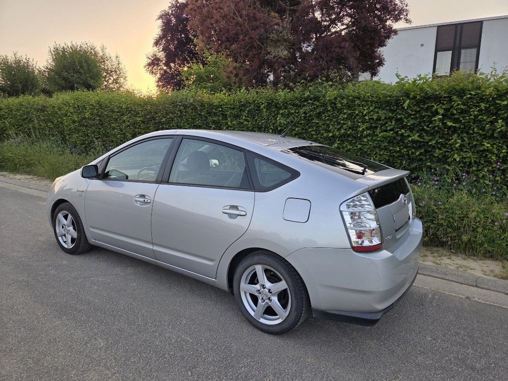 Prius full option 2006 - 1ste eigenaar - volledige historiek, Autos, Argent ou Gris, Achat, Entretenue par le concessionnaire