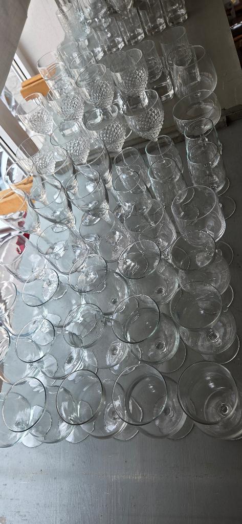 Verres à eau et à vin, Enlèvement, Comme neuf