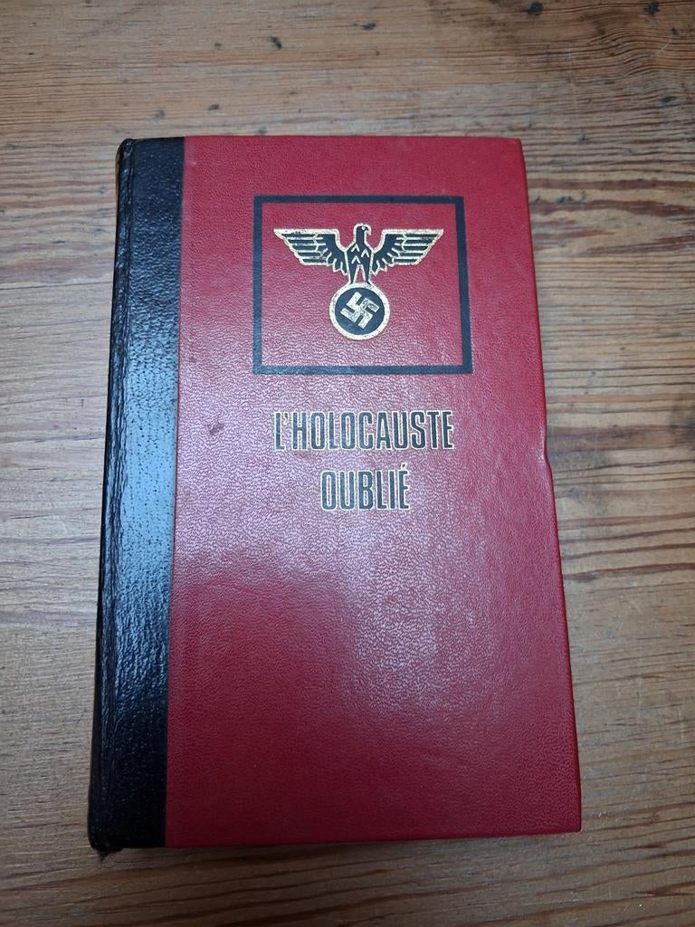 L' holocaust oublié (Christian bernadac), Ophalen of Verzenden, Tweede Wereldoorlog