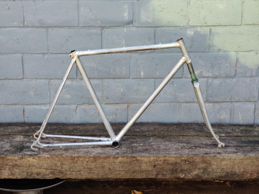 Spaans / Baskenland fietskader vintage 1960/1970 - size 55, Vélos & Vélomoteurs, Vélos | Ancêtres & Oldtimers, 51 à 55 cm, Années 60 ou plus récent