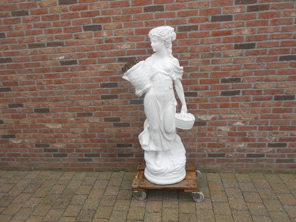 tuinbeeld vrouw, Tuin en Terras, Ophalen, Gebruikt, Beton, Mensenbeeld