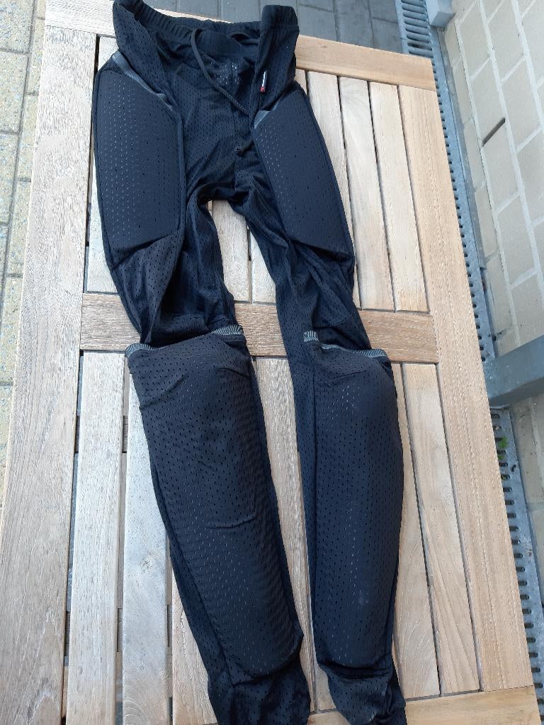 Panty met beenbescherming Dainese M, Motoren, Kleding | Motorkleding, Broek | textiel, Tweedehands, Ophalen