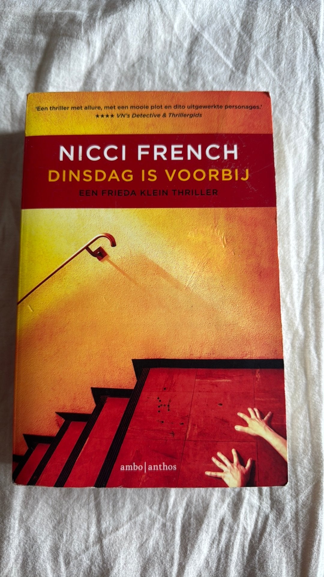 Nicci French - Dinsdag is voorbij, Ophalen, Nicci French