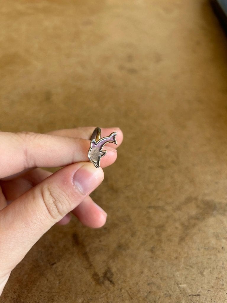 Bague doré avec dauphin rose, Bijoux, Sacs & Beauté, Bagues, 20 ou plus grands, Rose, Femme ou Homme, Enlèvement