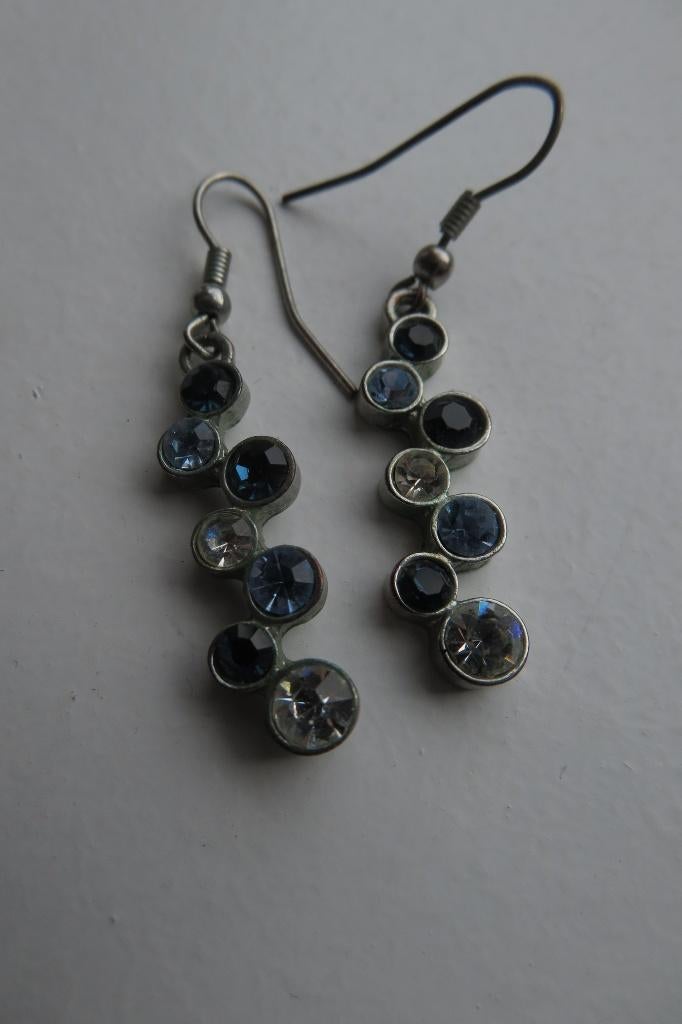 Boucles d'oreilles pendantes ronds bleus, Bijoux, Sacs & Beauté, Boucles d'oreilles, Utilisé, Pendantes, Autres matériaux, Bleu