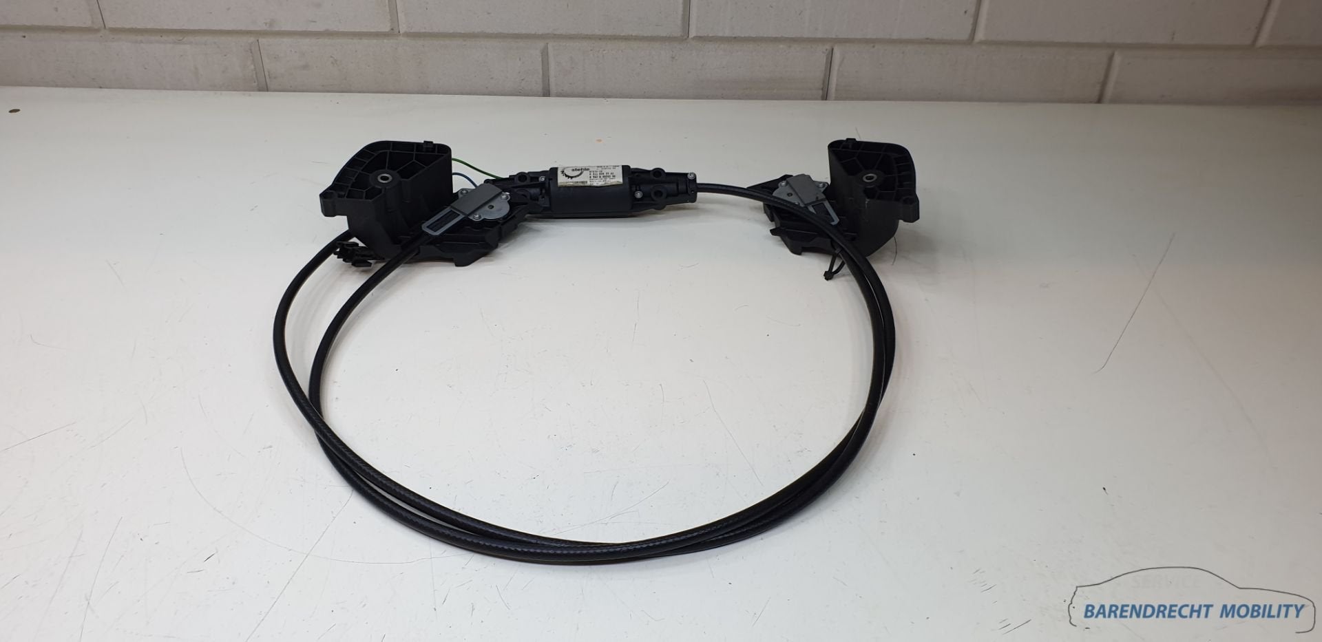 Rolhoes mechanisme Mercedes E klasse S211 2118203942 servo k, Gebruikt, Mercedes-Benz AG, Mercedes-Benz, Mercedesstrasse 120
70372  Stuttgart, DE