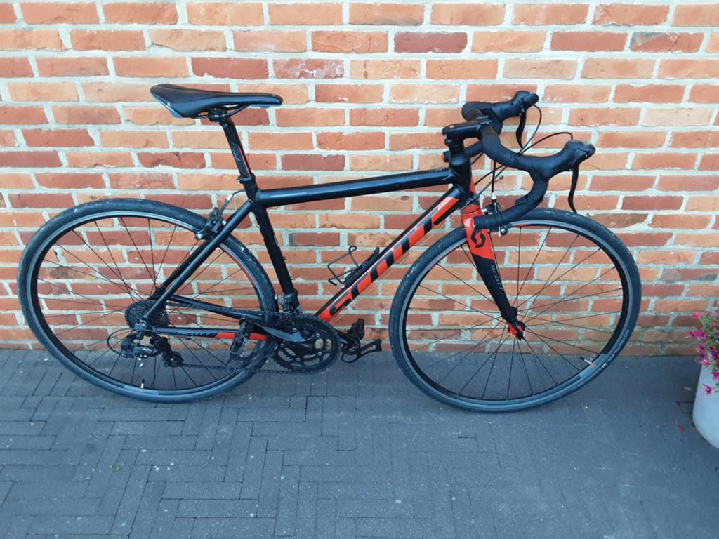Vélo de route SCOTT rouge et noir, Vélos & Vélomoteurs, Autres marques, 10 à 15 vitesses, Enlèvement, 28 pouces