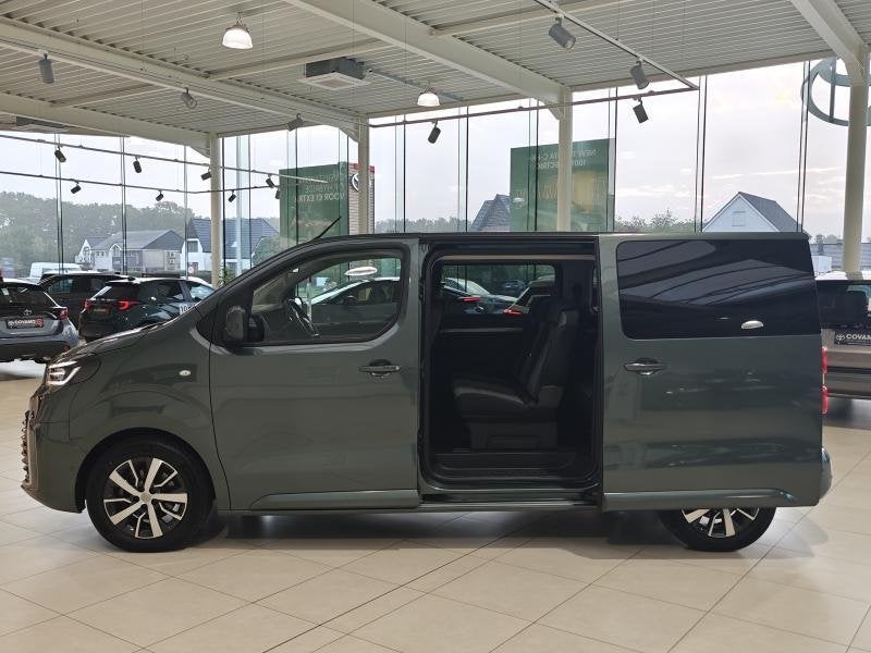Toyota ProAce Medium 2.0 D Family PR 8pl / DEMO !!!, Achat, Entreprise, ProAce, Boîte manuelle