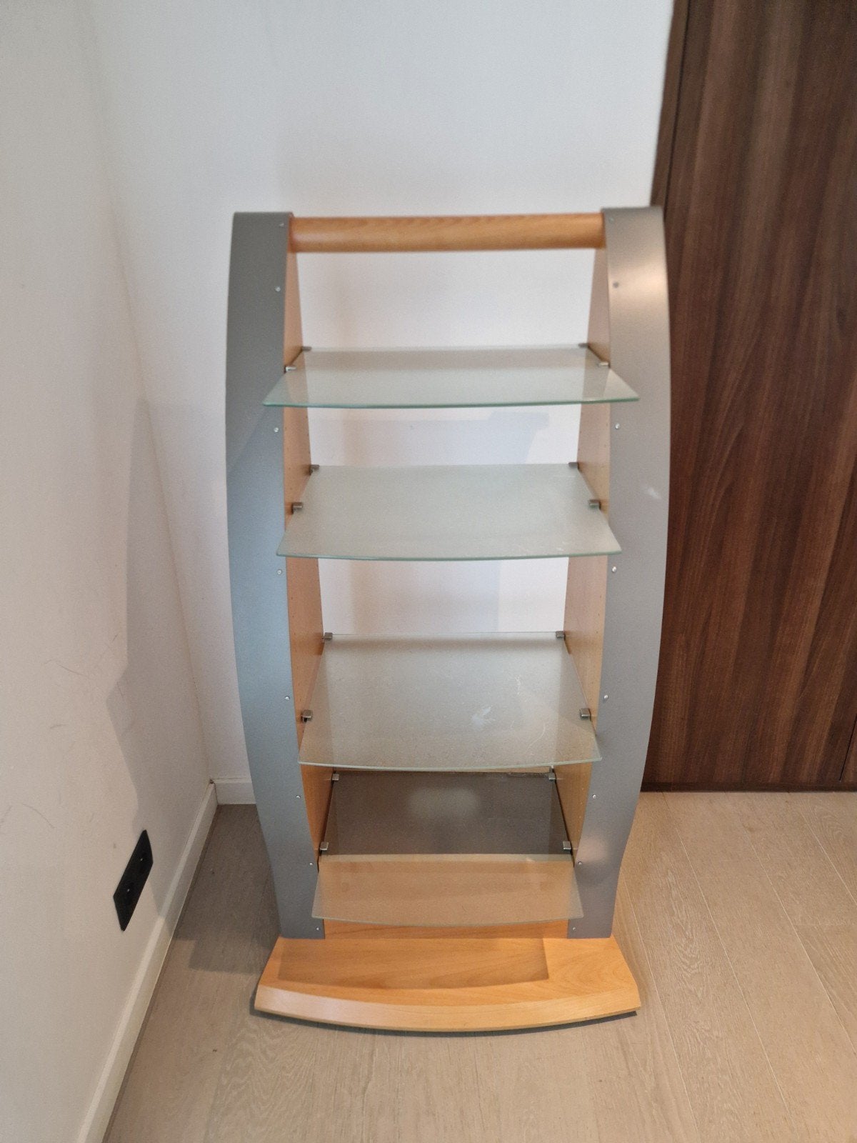 Design rek / étagère in hout, metaal en glas – 4 glazen legg, Ophalen