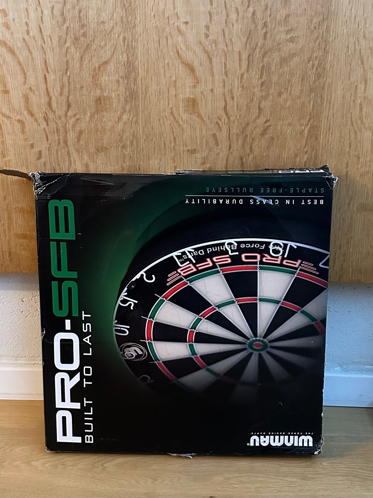 Nieuw dartbord decathlon, Ophalen, Zo goed als nieuw, Dartbord