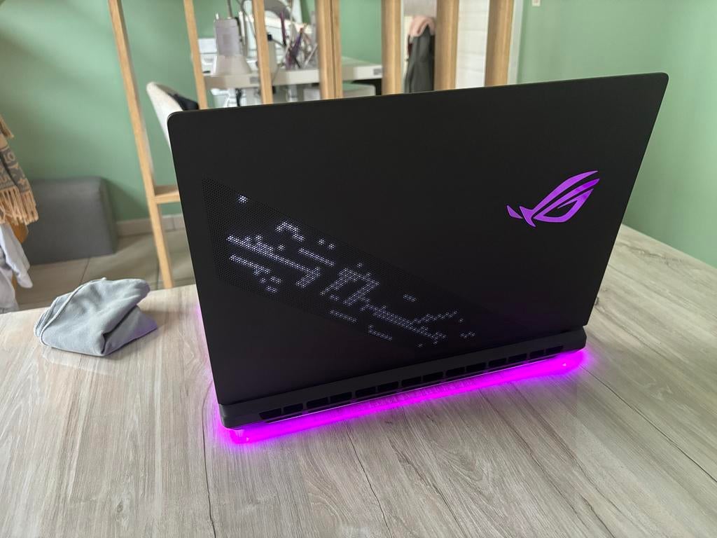 Asus rog scar 18 5080, Ophalen, Zo goed als nieuw, Azerty, SSD
