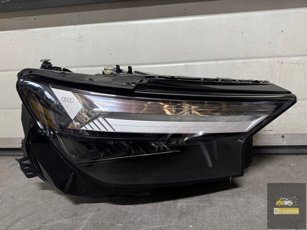 Phare avant droit Full LED pour Audi Q4 e-tron 89A941034, AUDI AG, Auto-Union-Strasse 1
85045  Ingolstadt, DE, Audi, Utilisé