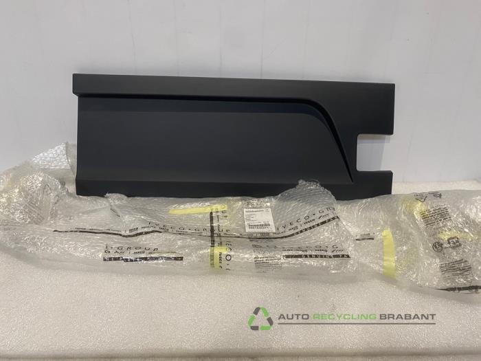 Cadre portière d'un Iveco Daily, Autos : Pièces & Accessoires, -, 3 mois de garantie, Utilisé, -