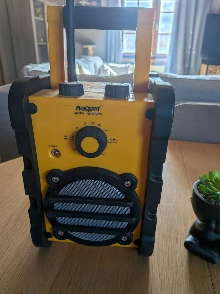 Marquant bouwradio. Zo goed als nieuw, Ophalen, Zo goed als nieuw, Radio
