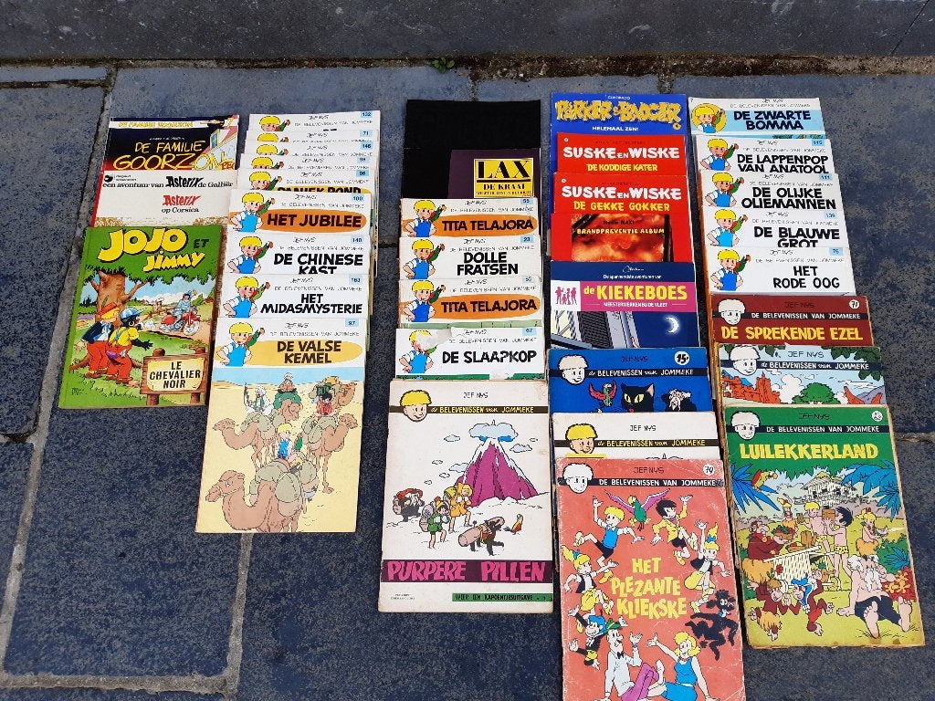 lot strips ., Boeken, Ophalen of Verzenden, Gelezen