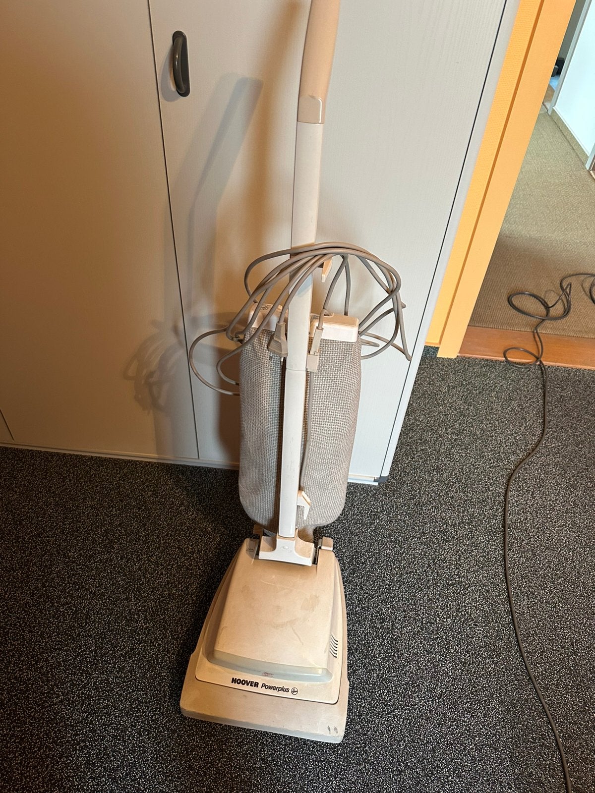 Hoover Powerplus stofzuiger, Overige merken, Gebruikt, Steelstofzuiger, Ophalen