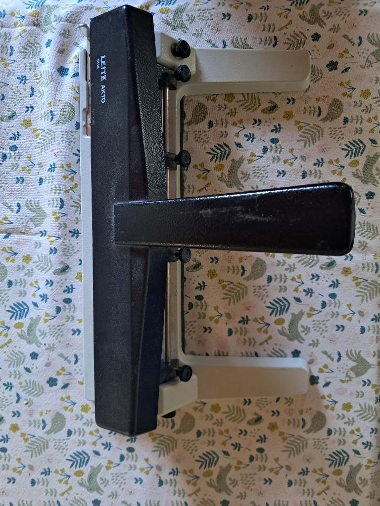 Perforator, Ophalen, Zo goed als nieuw