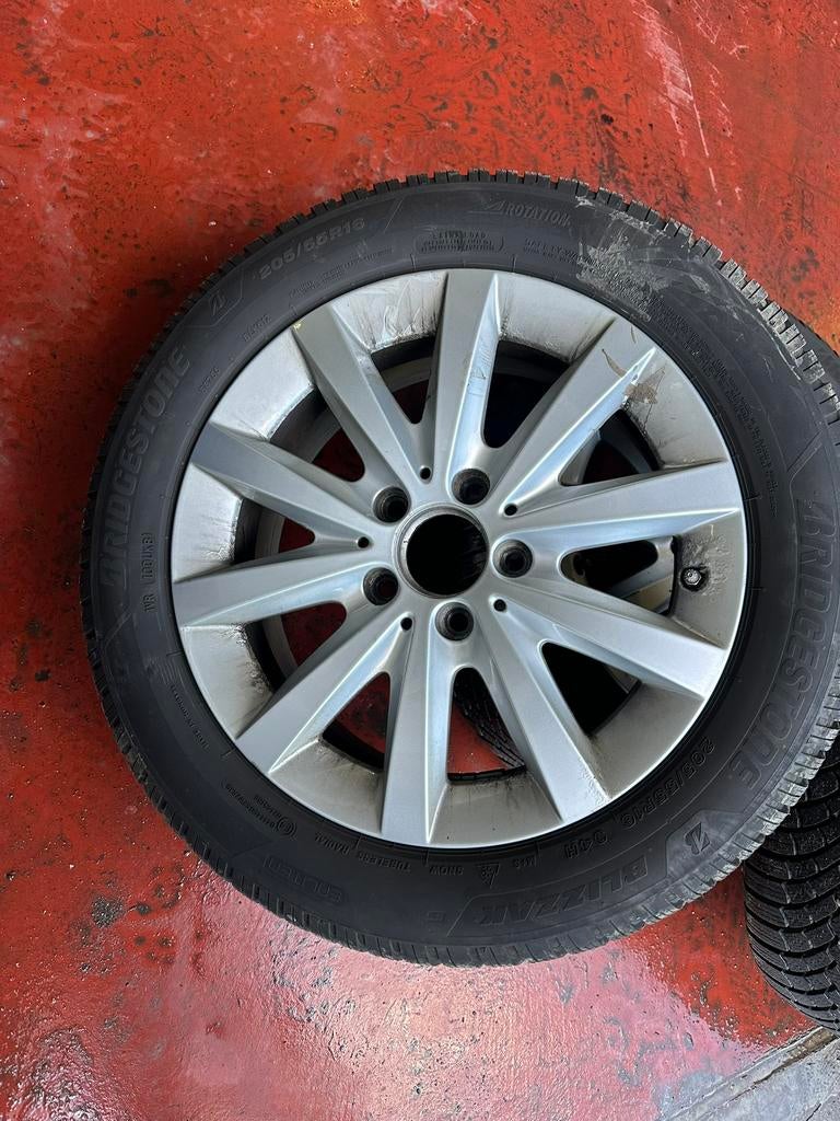 Mercedes Velgen 16 Inch, Auto-onderdelen, Banden en Velgen, Ophalen, 16 inch, Banden en Velgen, 205 mm