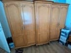 klassieke kledingkast met bijbehorende nachtkasjes, Klassiek vintage retro luxe chique, Zo goed als nieuw, 200 cm of meer, 150 tot 200 cm