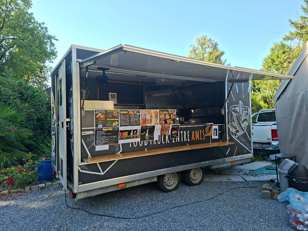 Remorque Foodtruck frites/burger, Ophalen, Zo goed als nieuw