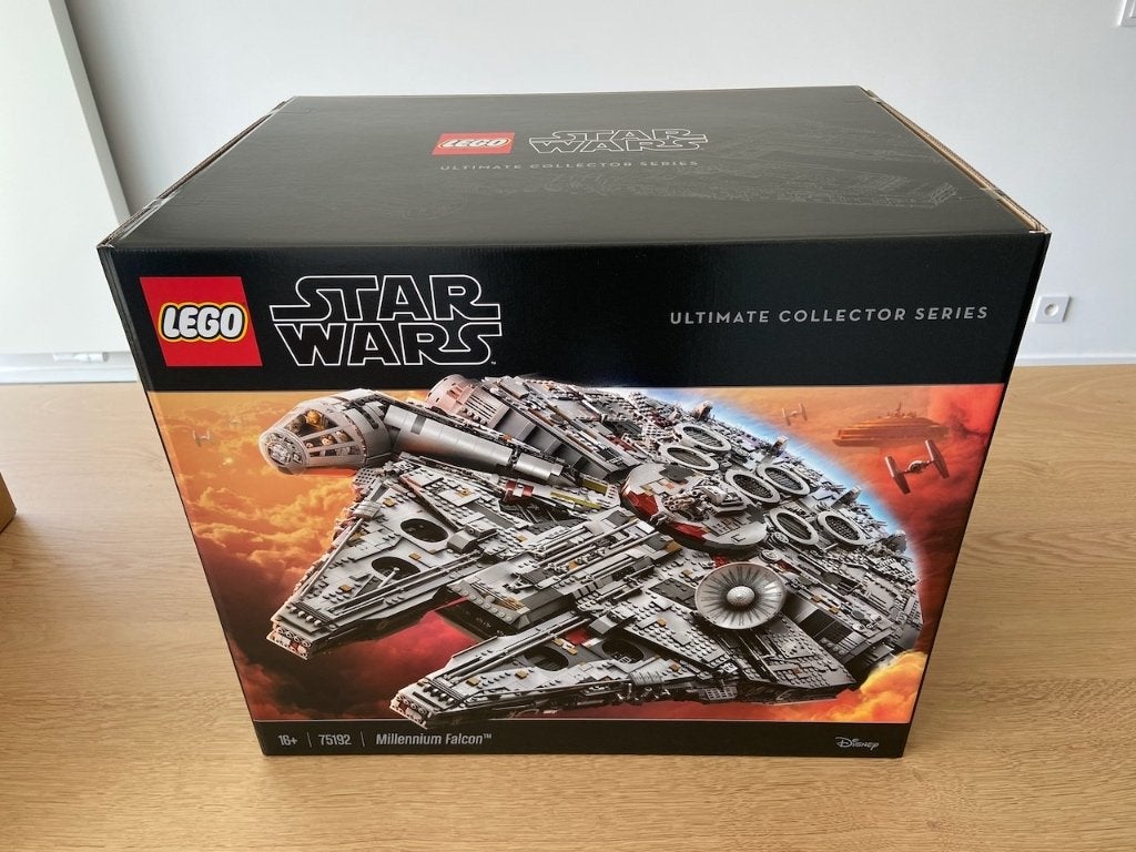 LEGO Star Wars 75192 UCS Millennium Falcon, Enfants & Bébés, Jouets | Duplo & Lego, Neuf, Lego, Ensemble complet, Non ouvert/scellé