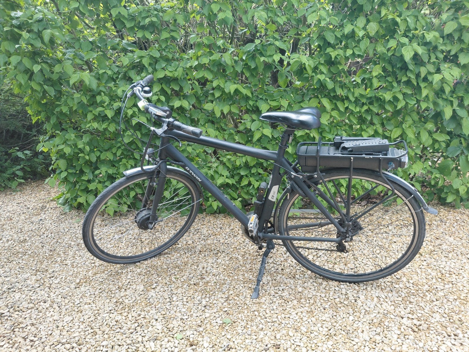 VELO ÉLECTRIQUE B TWIN ( Decathlon ) Taille L, Gebruikt, 55 tot 59 cm, 30 tot 50 km per accu, Ophalen