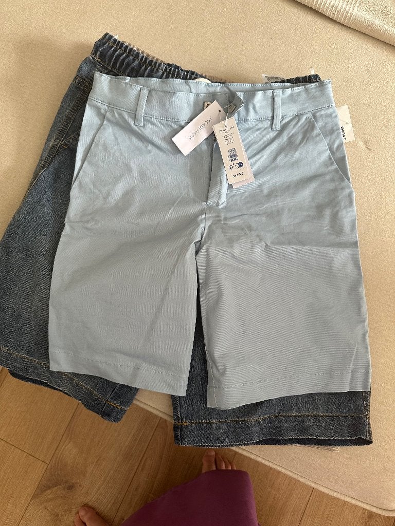 Short licht blauw, Kinderen en Baby's, Kinderkleding | Maat 158, Ophalen, Overige typen, Jacadi, Nieuw