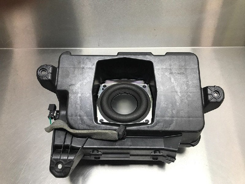 SUBWOOFER Daewoo / Chevrolet Volt (|20833039|), Autos : Pièces & Accessoires, Autres pièces automobiles, Daewoo, Utilisé
