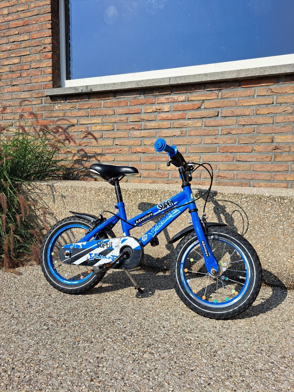 Blauwe kinderfiets 14 inch, Fietsen en Brommers, Ophalen
